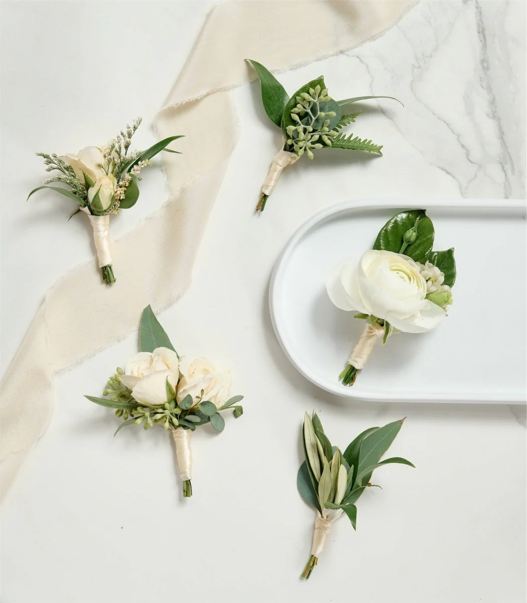 Boutonniere Tan & Neutral