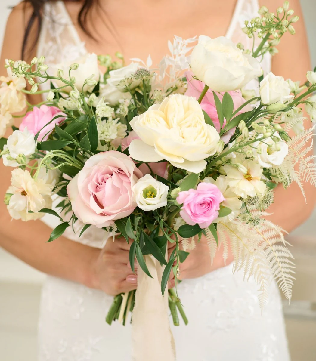 Bridal Bouquet Avant Garde Blush & Ivory - Image 4