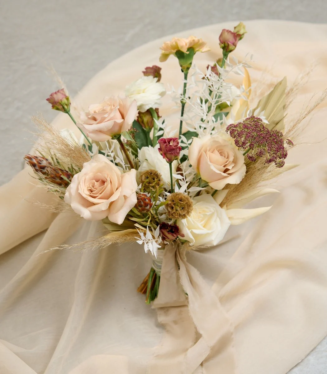 Bridal Bouquet Avant Garde Tan & Neutral