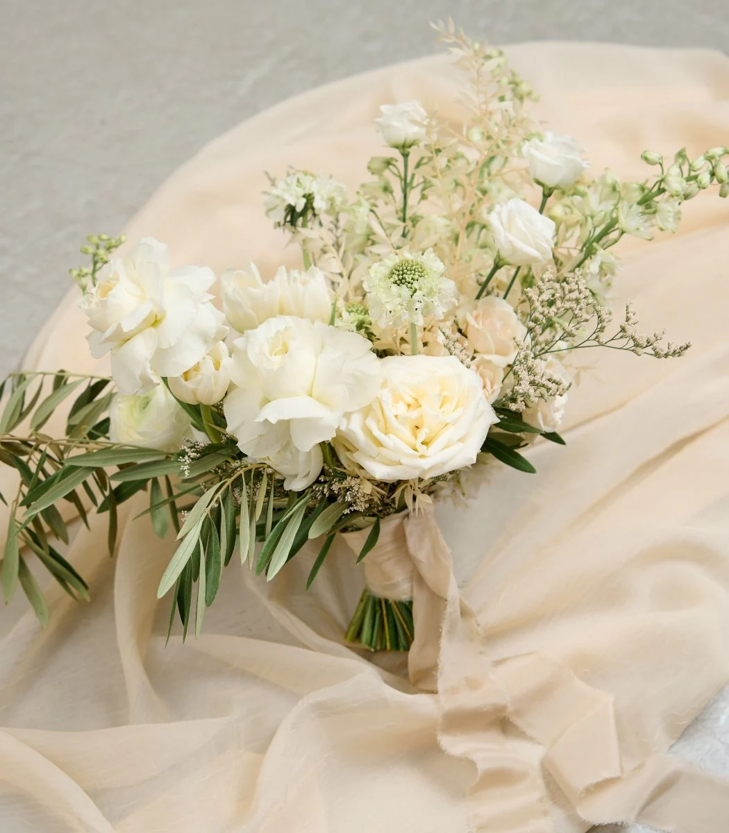 Bridal Bouquet Avant Garde White & Cream