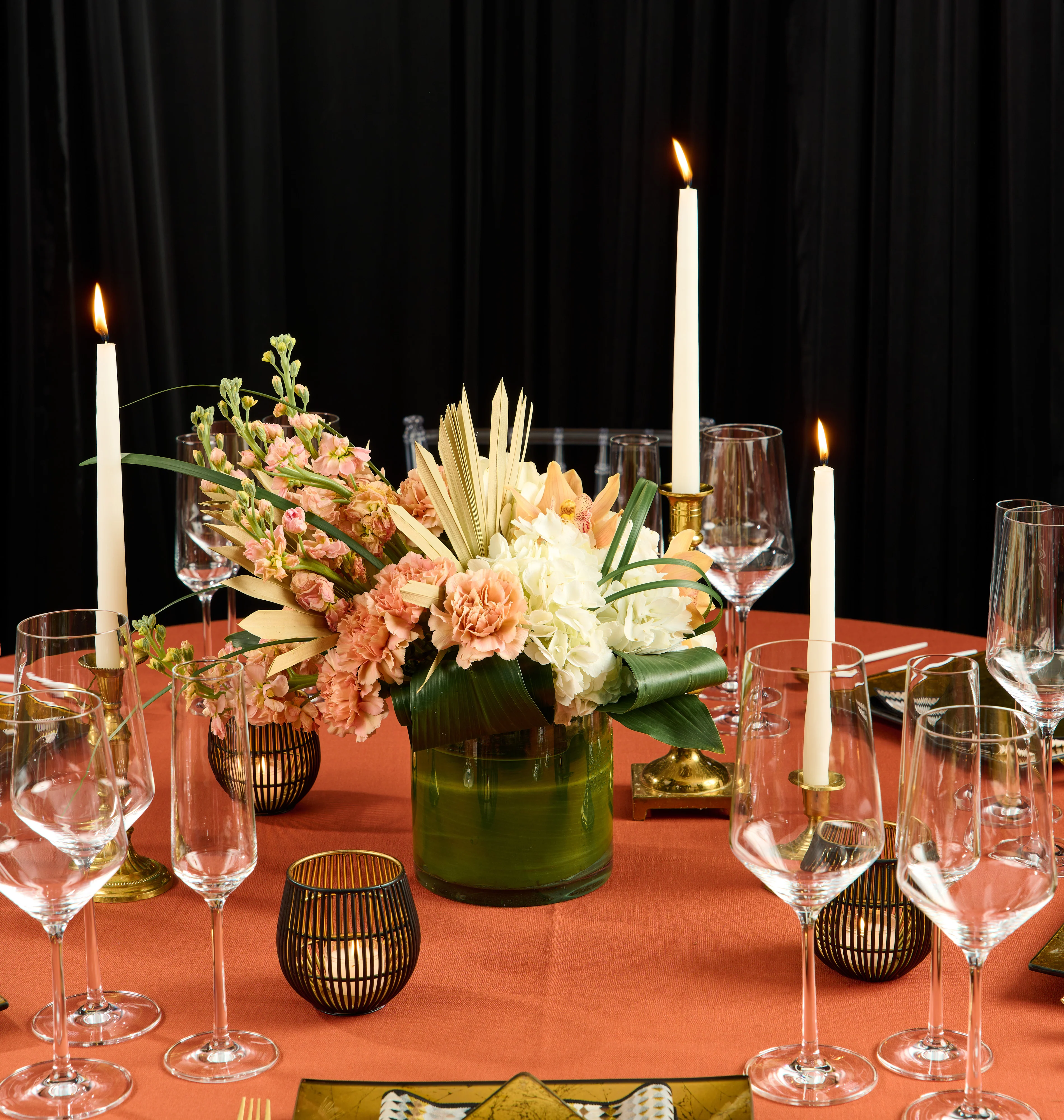 Modern Large Centerpiece - Image 4