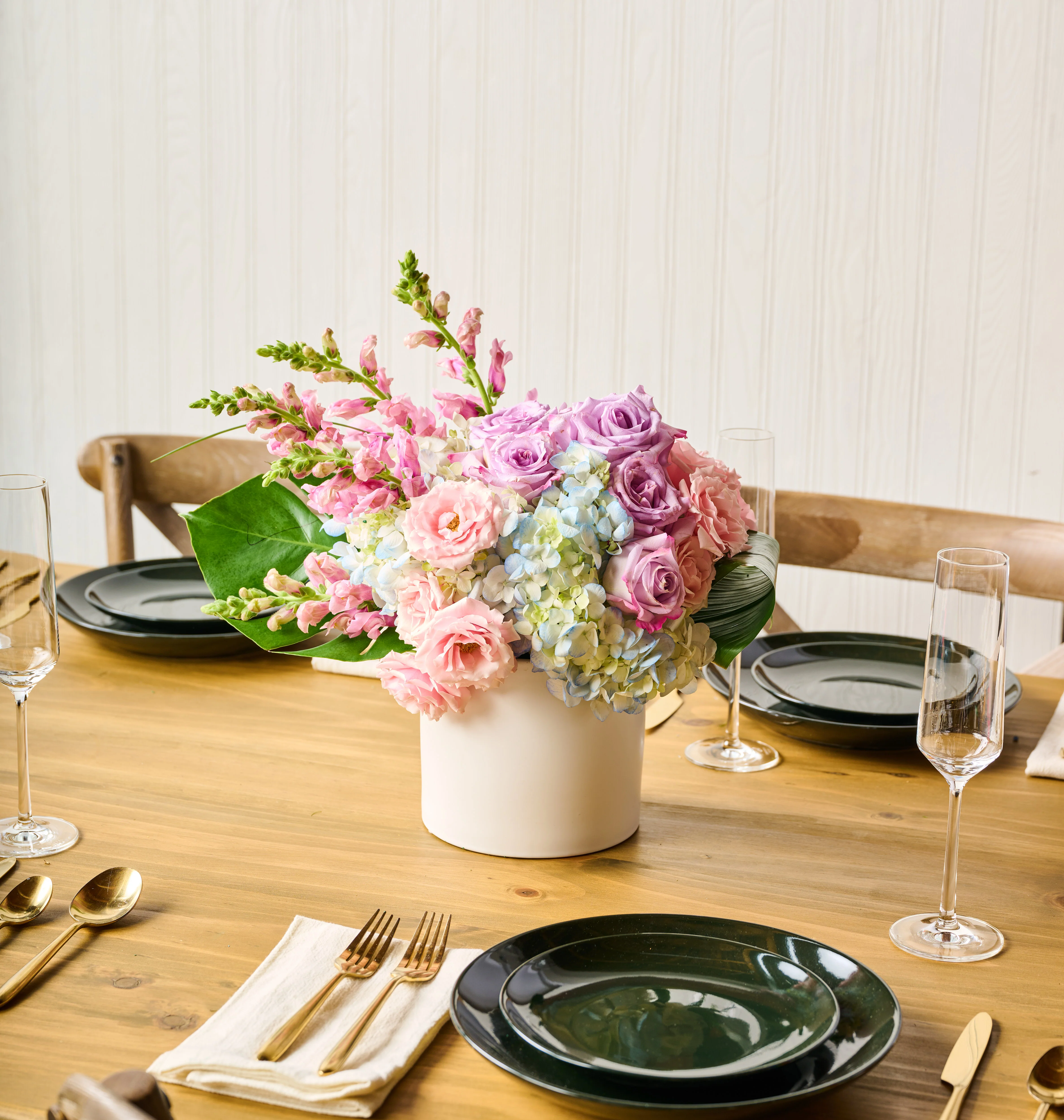 Modern Pastel Small Centerpiece - Image 4
