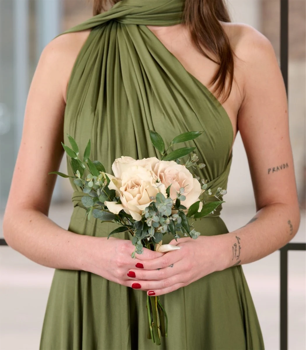 Petite Rose Bouquet Quicksand